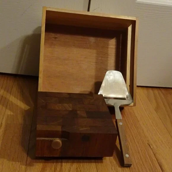 Seattle's Best Cheese Slicer and Block Set - Picture 1 of 3